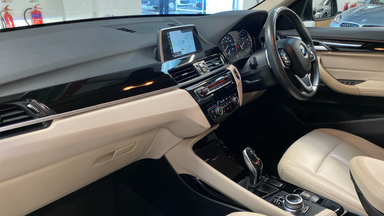 BMW X1 sDrive 20i xLine 5dr Step Auto Petrol Estate